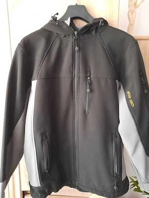 Vând windstopper de la TCM marimea L