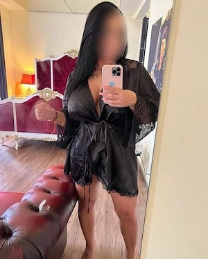 Hai la mine Sau vin eu la tin party show ,Pozele Reale Total fac si Dominare soft&Hard Caut colega 