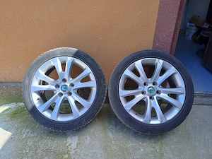 Vand jante skoda cu caciucuri  de vara 