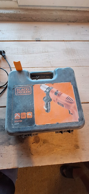 bormasina Black-Decker