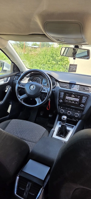 Skoda Octavia III 2.0 150 CP - imagine 5