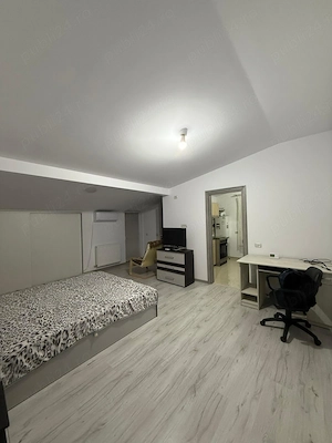 Închiriez garsonieră 43 mp Dobroesti+loc de parcare 