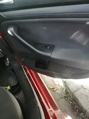 Vând volkswagen golf 5, din 2008, TDI - imagine 9