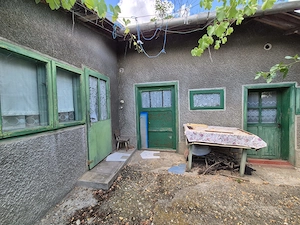 Casa cu teren intravilan - 6.048 mp , Vârlezi, jud. Galați - imagine 3