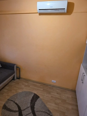 Garsonieră 24 mp | Zona UMT | Mobilată și utilată | Aer condiționat - imagine 8