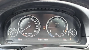 BMW F11 525 X-Drive - imagine 11