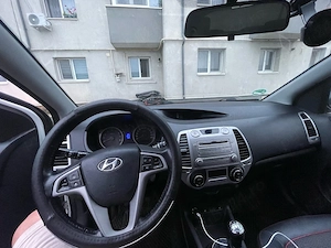 Hyundai i20 1.2 Benzină   2012   Proprietar   Întreținută   212.865 km - imagine 5