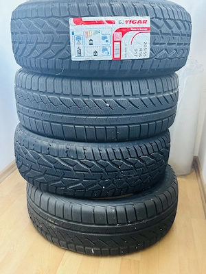 Vand anvelope Tigar Winter 205/55 R16 91T nou-nouțe. Preț 200 RON buc.