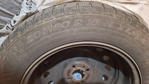 Set 4 roți complete Dacia Sandero, jante tablă R16, anvelope iarnă Viking 205/60 R16 - imagine 11