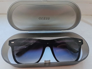 Ochelari de soare Guess - Originali, în stare foarte bună. 
