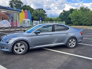 Skoda Superb - imagine 3