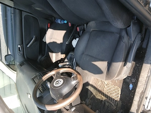 Vând volkswagen bora motor 1.4 benzina, an 2001 - imagine 5