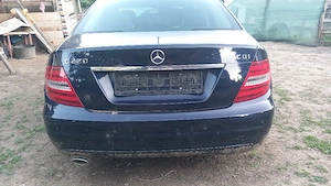 Mercedes-Benz C220 CDI Facelift 2013   170 CP   Manual   225.000 km Preț: 4.600   negociabil - imagine 6