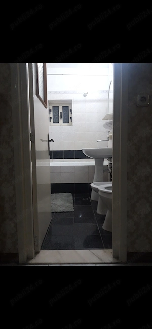 De inchiriat apartament 2 camere vis a vis de scoala Nr 4 Lenin.sud - imagine 3