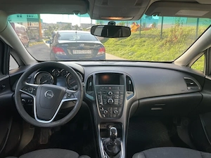 OPEL Astra J 2011 Diesel inmatriculat - imagine 5