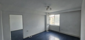 Vând apartament zona centrală  - imagine 4