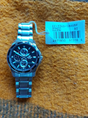 Vând ceas nou Casio Edifice EF-334D-1AVUDF