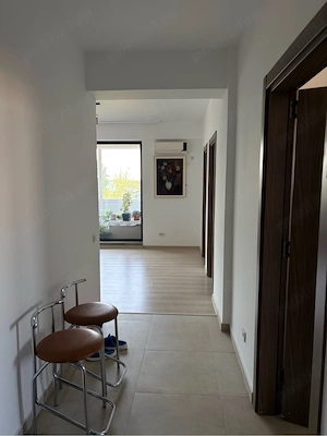 Apartament 2 camere de vânzare   56 mp utili, complet renovat, ideal pentru familie - imagine 3