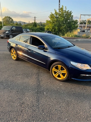 vw passat cc an 2010 motor 2.0 diesel 140 cp  - imagine 5