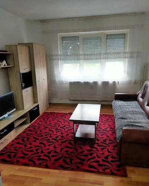 Închiriez garsonieră Arad