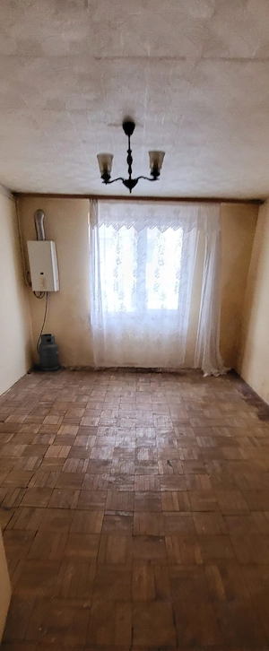 Vand apartament 2 camere