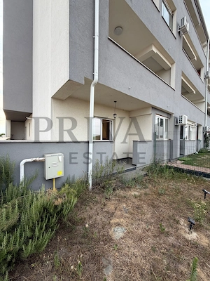 Apartament 2 camere parter balcon+curte - imagine 16