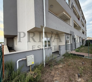 Apartament 2 camere parter balcon+curte - imagine 15