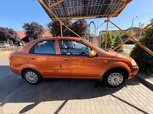 Vând Chevrolet Kalos, motor 1.4 benzină (83 CP), cu 173.000 km reali și acte la zi. - imagine 2