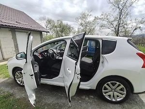 Se vinde Peugeot 3008 Hibrid. - imagine 4