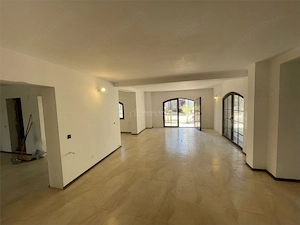 Casa individuala - Petresti Corbeanca - 9 camere - 533mp - 280mp teren- negociabil - imagine 2