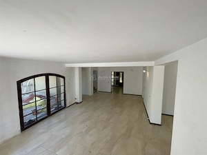 Casa individuala - Petresti Corbeanca - 9 camere - 533mp - 280mp teren- negociabil - imagine 3