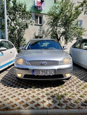 Vând Schimb Ford Mondeo 1.8 SCI - imagine 3