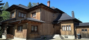Casa de locuit Campulung Moldovenesc 242mp cu teren 1756mp