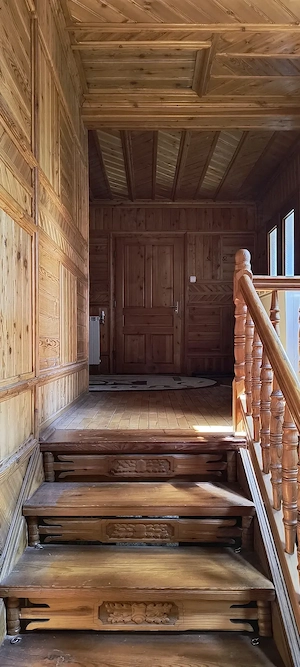 Casa de locuit Campulung Moldovenesc 242mp cu teren 1756mp - imagine 4