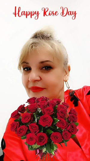 Doamna matura  _metrou universitatea _ dispo până pe 4 aug.