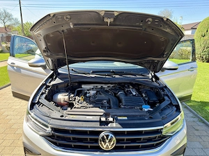 VW Tiguan Life 1.5 TSI (2023) | Unic Proprietar | 31.300 km - imagine 8