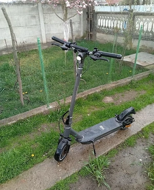 Trotineta disponibila 