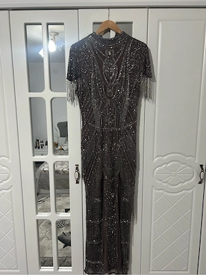 Vand rochie lunga cu franjuri de cristal 