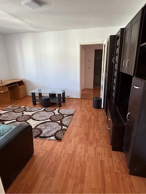 Apartament 2 camere, de inchiriat, zona Han-Lama - imagine 4