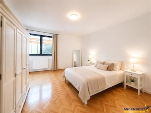 Casa cu 2 locuri de parcare in curte proprie, Stil vintage, Zona STAR  - Central Brasov - imagine 6