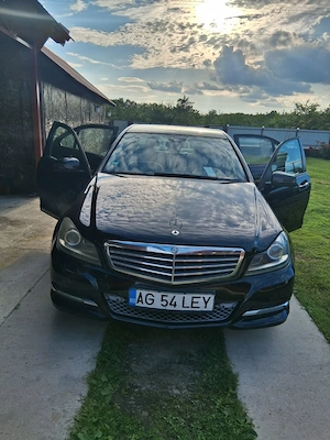 Vând Mercedes-Benz C200 CDI 2013F Facelift - imagine 2