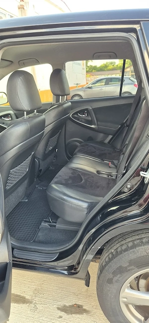 Toyota Rav4 2013 2.2 D-CAT 4x4 - imagine 4