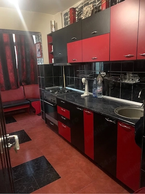 Inchiriez apartament 3 camere - imagine 5