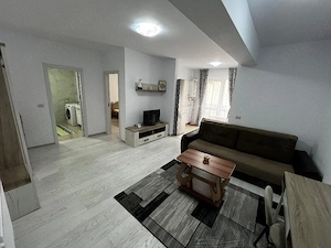 Închiriez apartament nou,modern cu 2 camere complet mobilat și utilat  - imagine 3