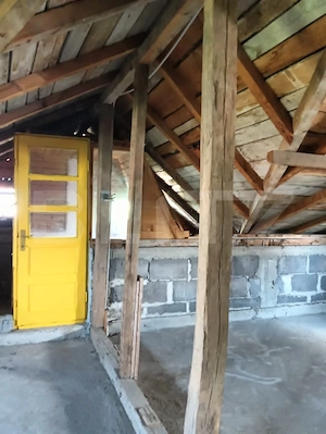 APARTAMENT ÎN VILĂ — TÂRGOVIȘTE | 3 CAMERE DECOMANDAT | 90 mp UTILI | Etaj 1  - imagine 7