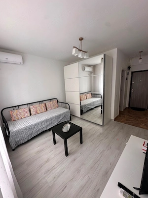 Garsoniera de inchiriat Militari Residence str. Rezervelor nr.60bis, libera 