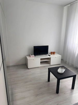 Garsoniera de inchiriat Militari Residence str. Rezervelor nr.60bis, libera 