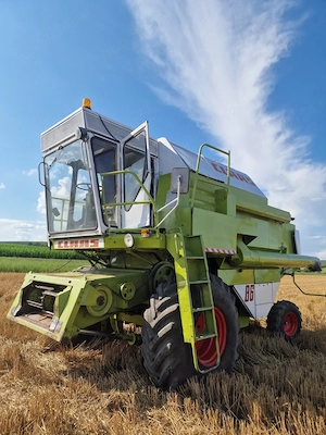 Vand combina Claas Dominator 86