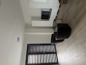 Închiriez apartament cu o cameră 