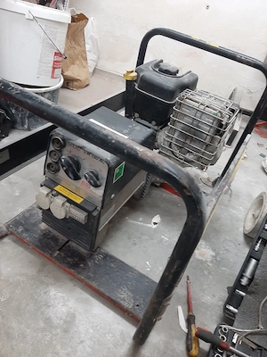 generator curent cu aparat de sudura incorporat